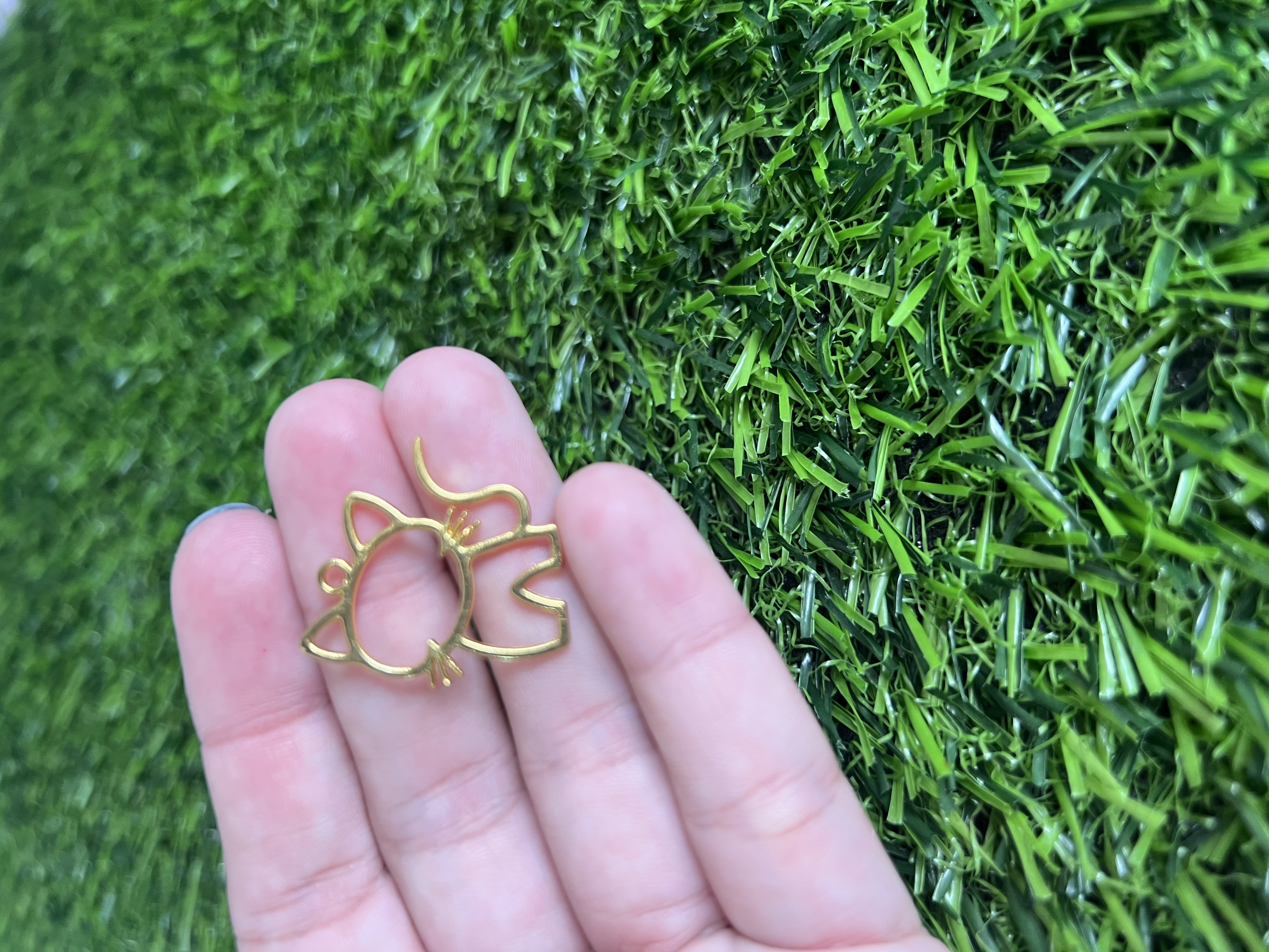 Bisel Gato Con Cuerpo Dorado