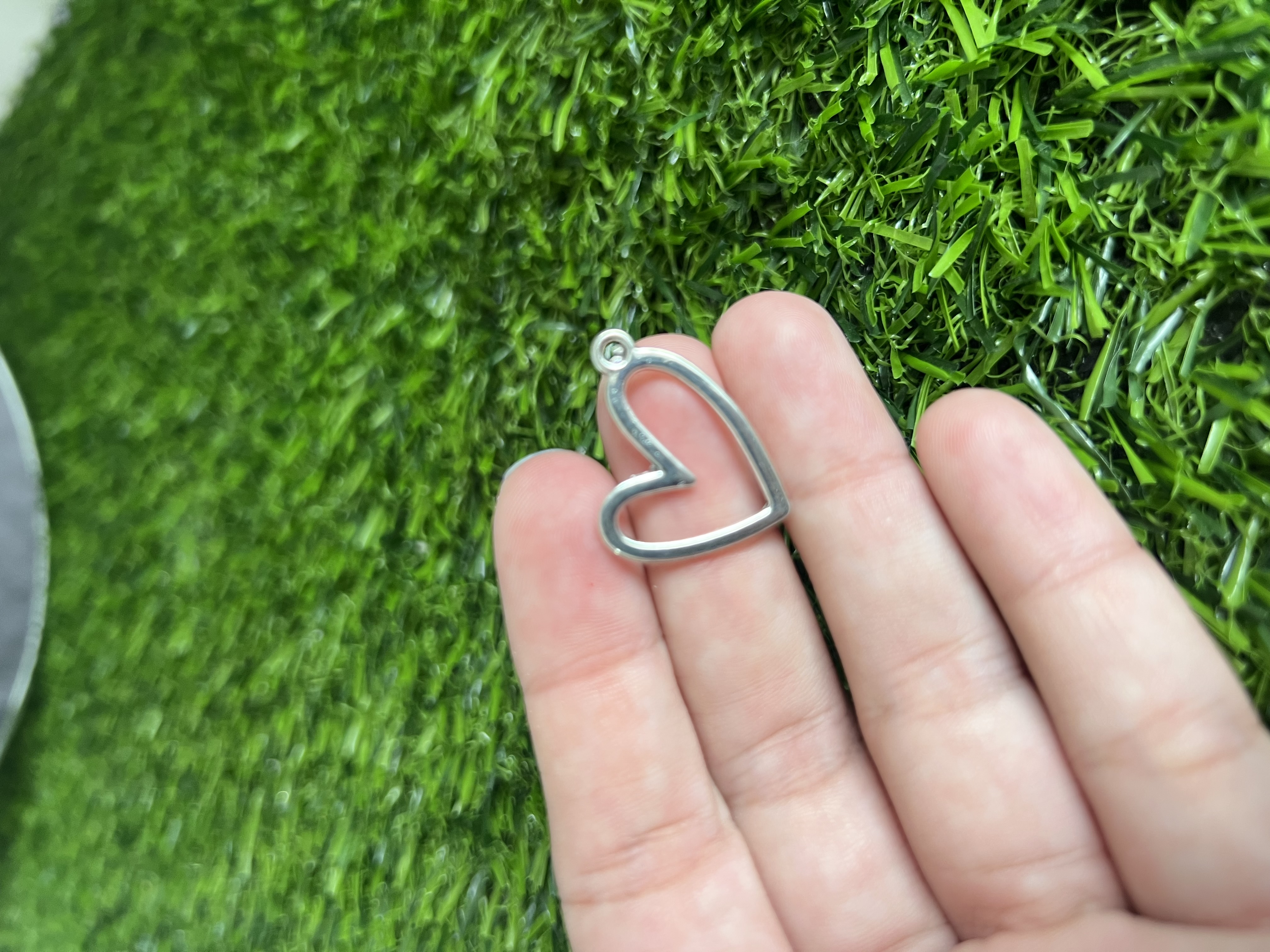 Bisel Corazon Oblicuo Plateado