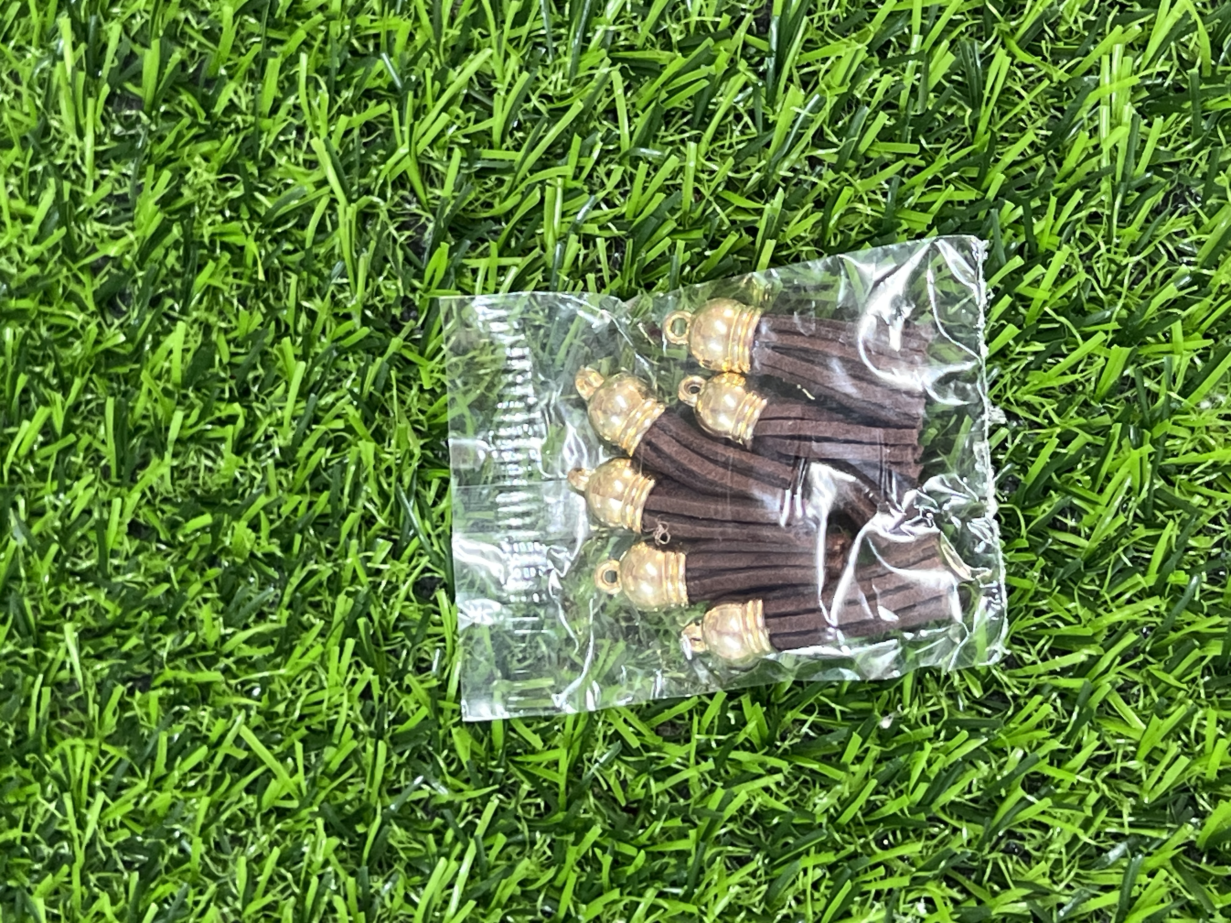 Borlas De Cuerina Tapa Dorada Color MarrÓn Cafe