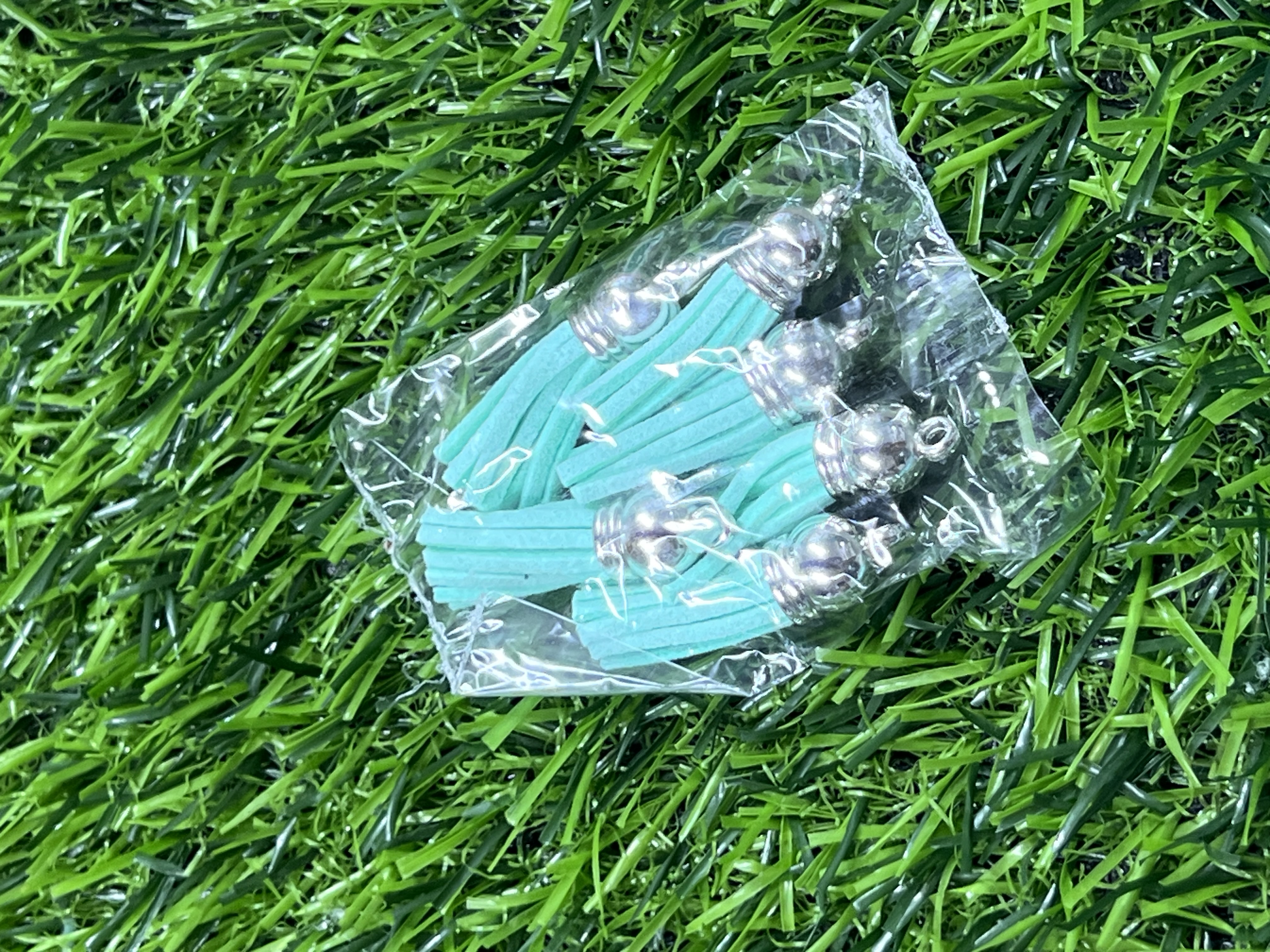 Borlas Cuerina Tapa Plateada Color Aquamarina